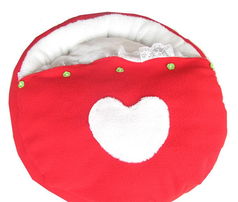 一站式宠物居所采购指南 厂家直销窝垫、睡袋、狗屋全解析